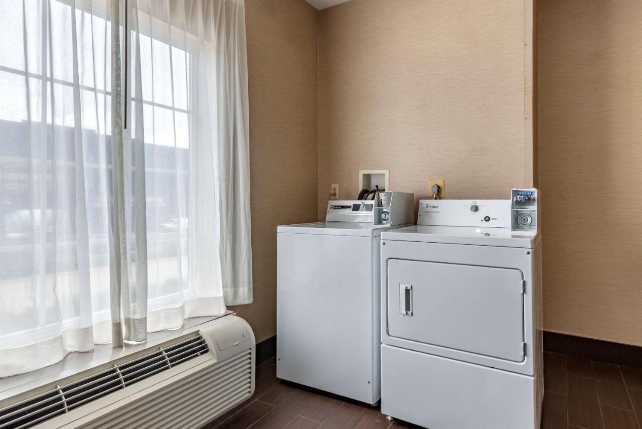 Comfort Suites Newark - Harrison Luaran gambar
