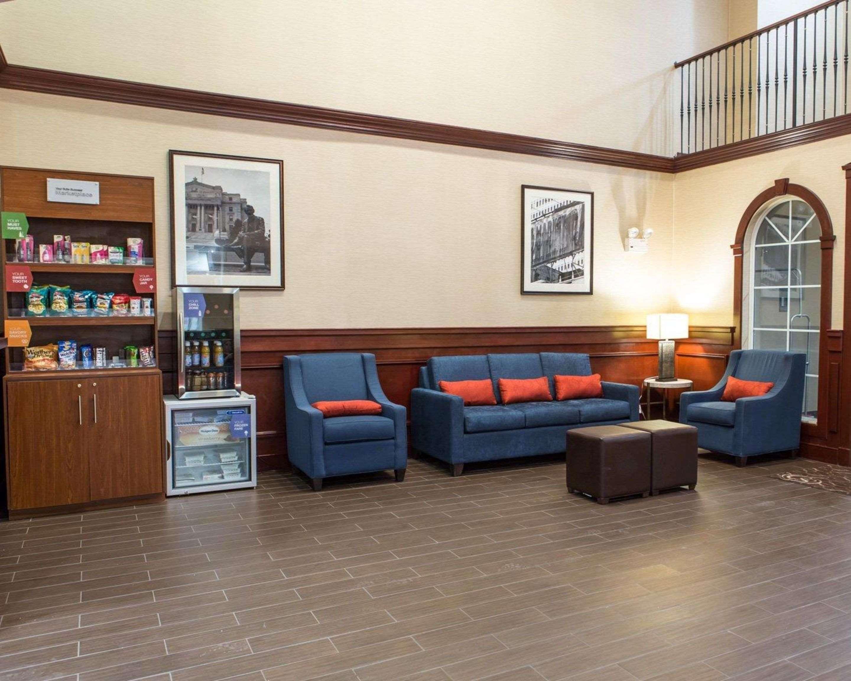 Comfort Suites Newark - Harrison Luaran gambar