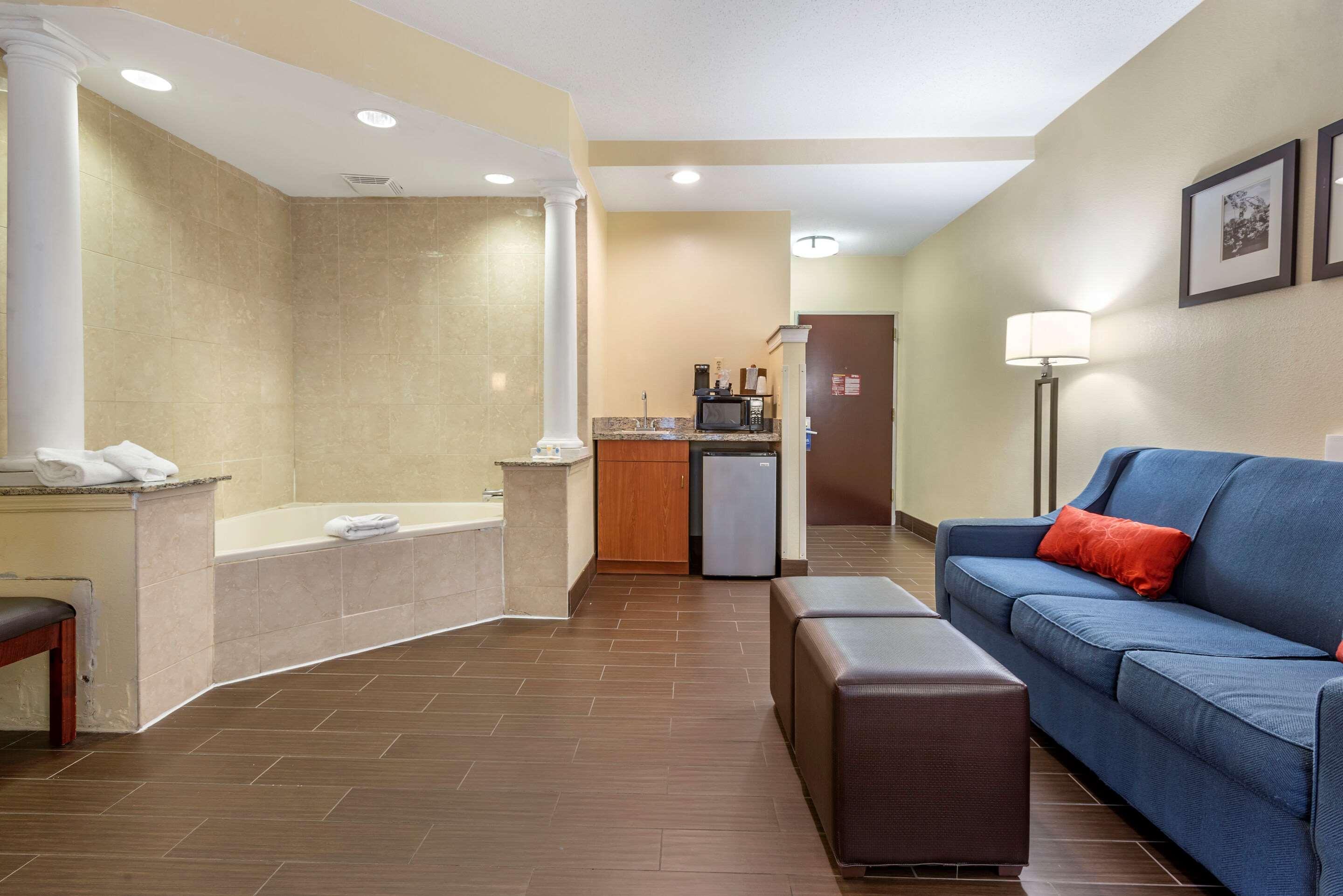 Comfort Suites Newark - Harrison Luaran gambar