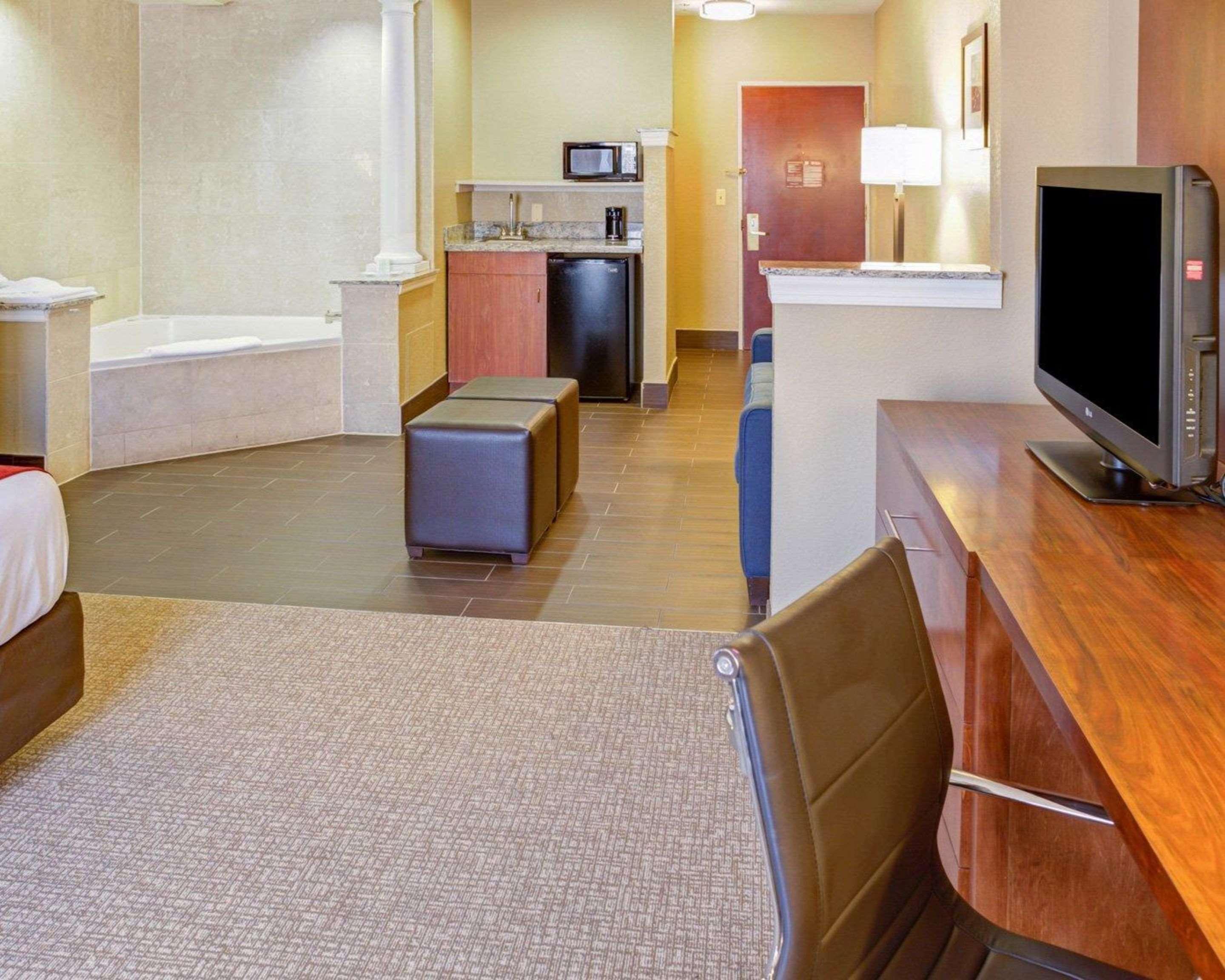 Comfort Suites Newark - Harrison Luaran gambar