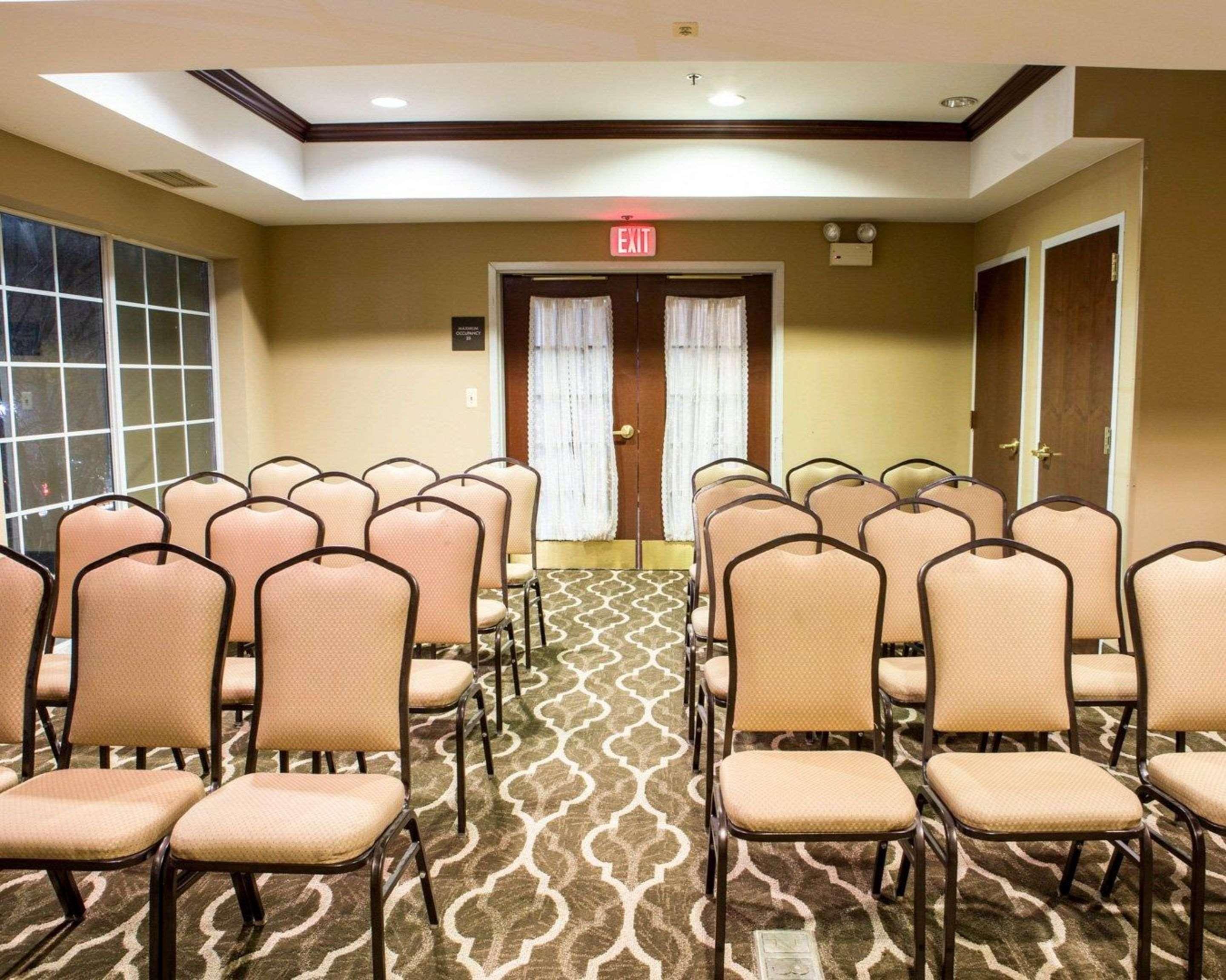 Comfort Suites Newark - Harrison Luaran gambar