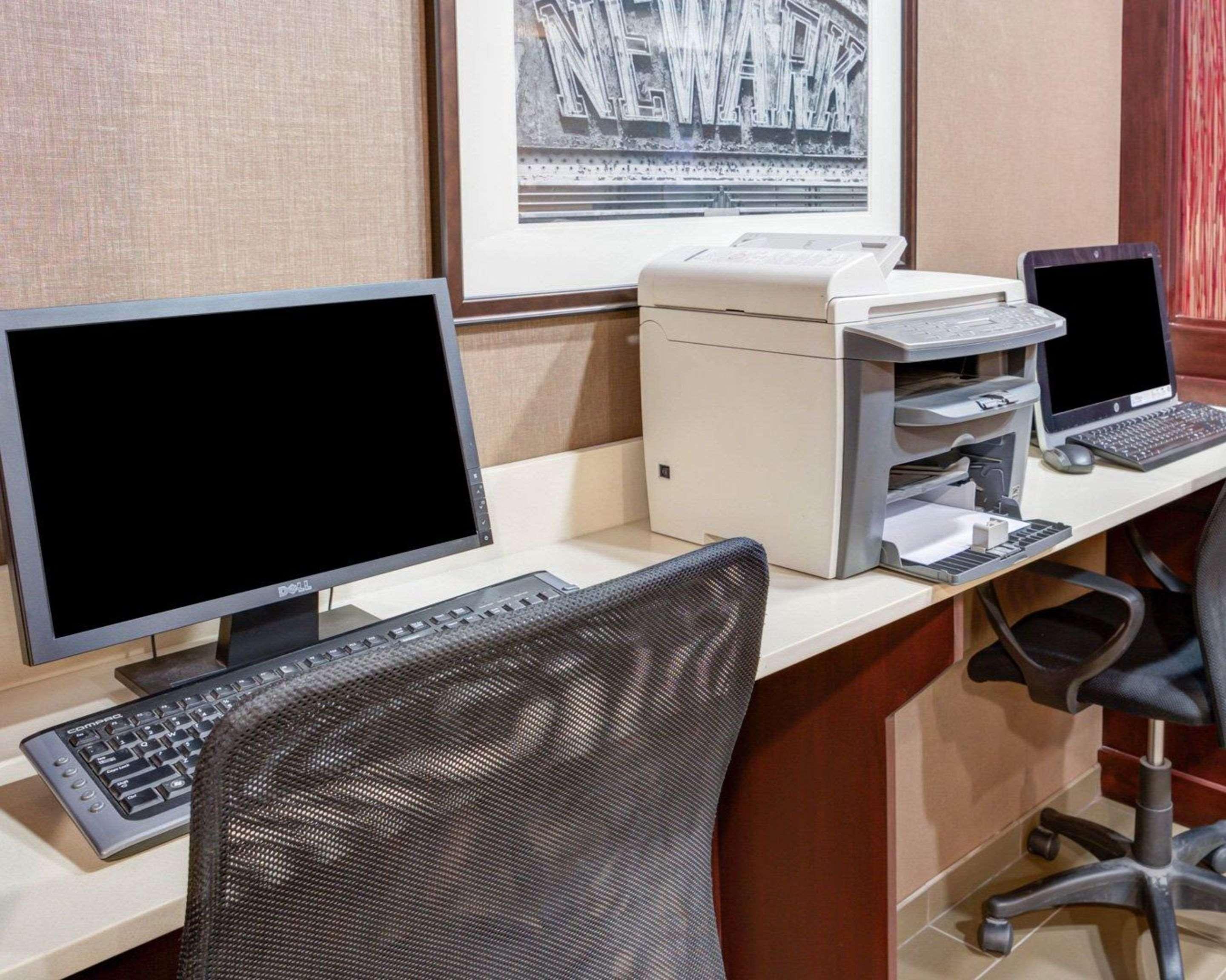 Comfort Suites Newark - Harrison Luaran gambar