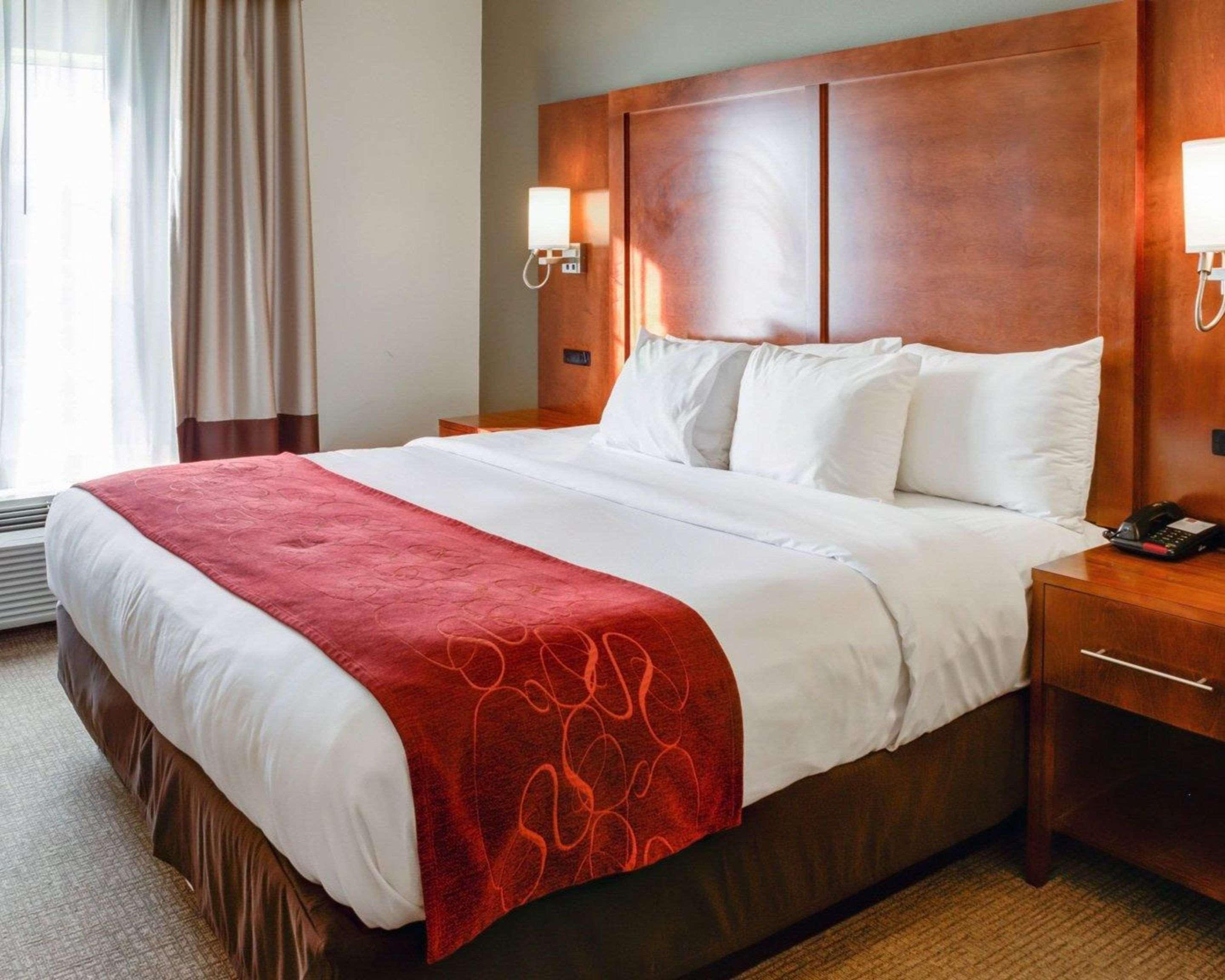 Comfort Suites Newark - Harrison Luaran gambar