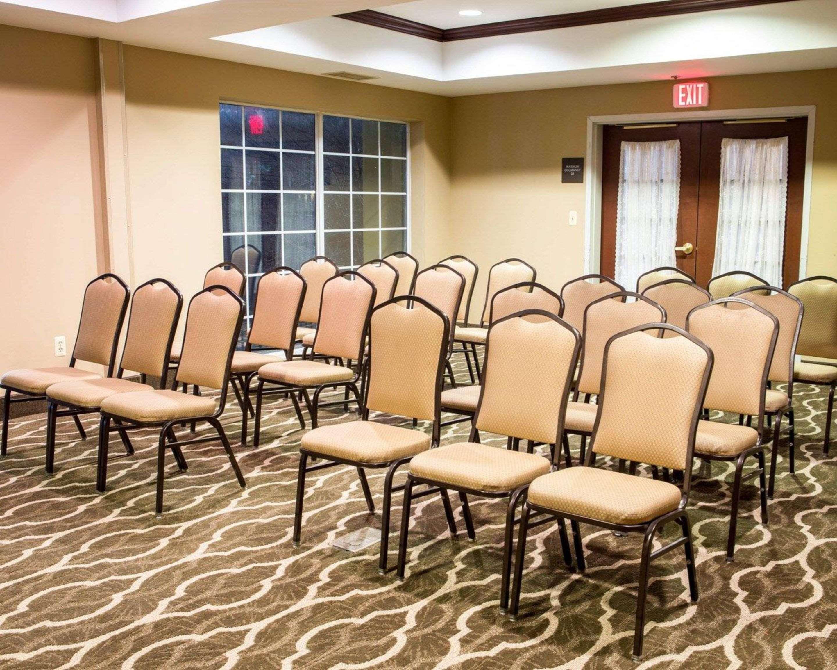 Comfort Suites Newark - Harrison Luaran gambar
