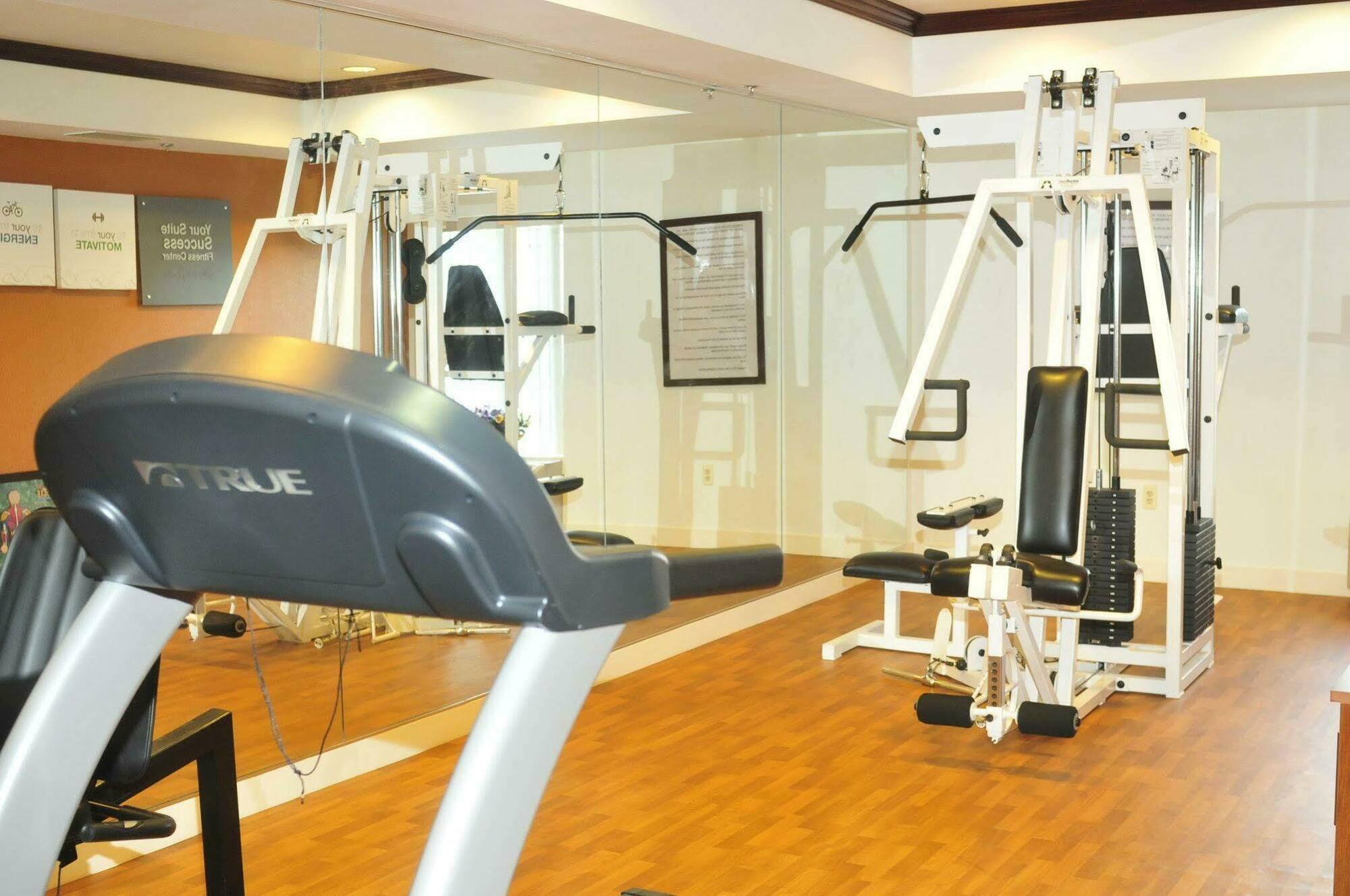 Comfort Suites Newark - Harrison Luaran gambar